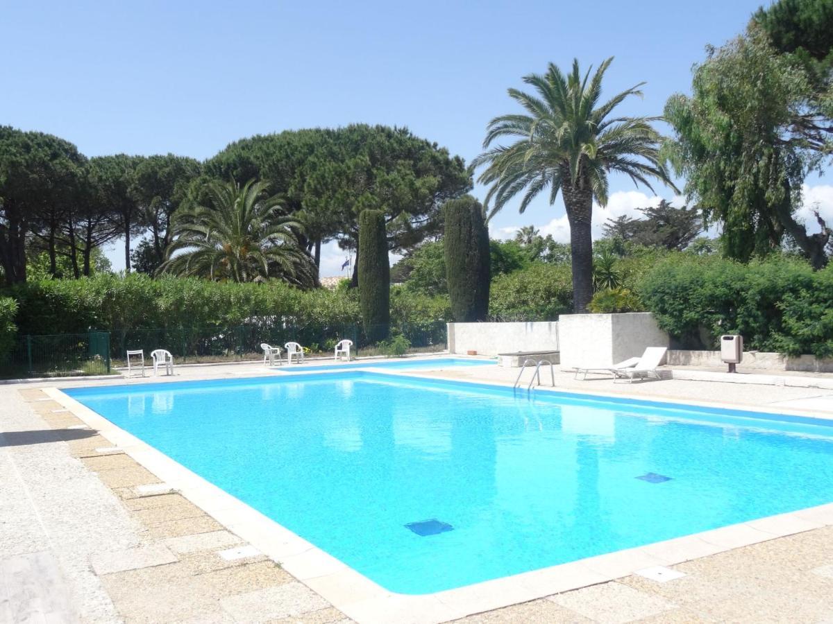 Apartment Les Patios-7 By Interhome Saint-Tropez Exterior photo